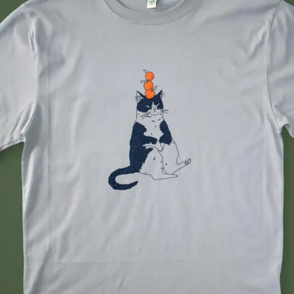 Tops - Orange Cat T-shirt, Printed cat balancing oranges, Cat Lover Shirt, Graphic Tee
